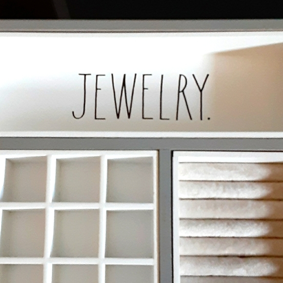 ✨ Rae Dunn Gray Jewelry Tray - Picture 7 of 8